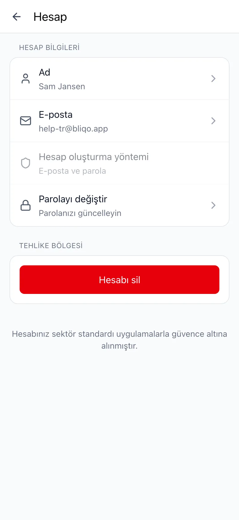Loggr'daki Hesap ekranı; hesap bilgileri ve Tehlike bölgesiyle